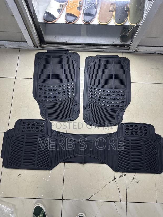 5 Seater Cojoined Car Flooor Mat - thumbnail 4