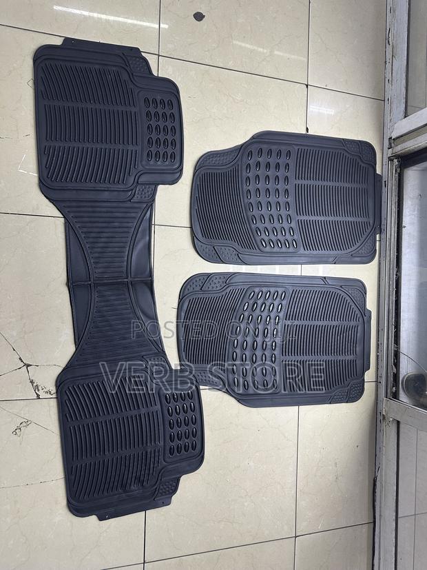 5 Seater Cojoined Car Flooor Mat - main view