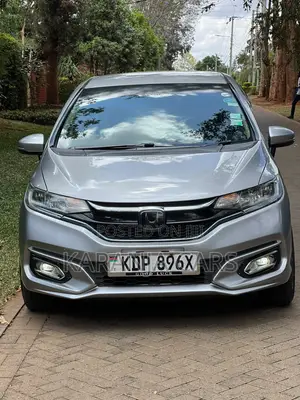 Honda Fit 2017 Silver
