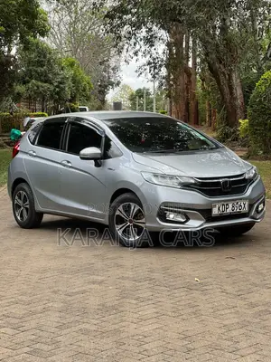 Honda Fit 2017 Silver