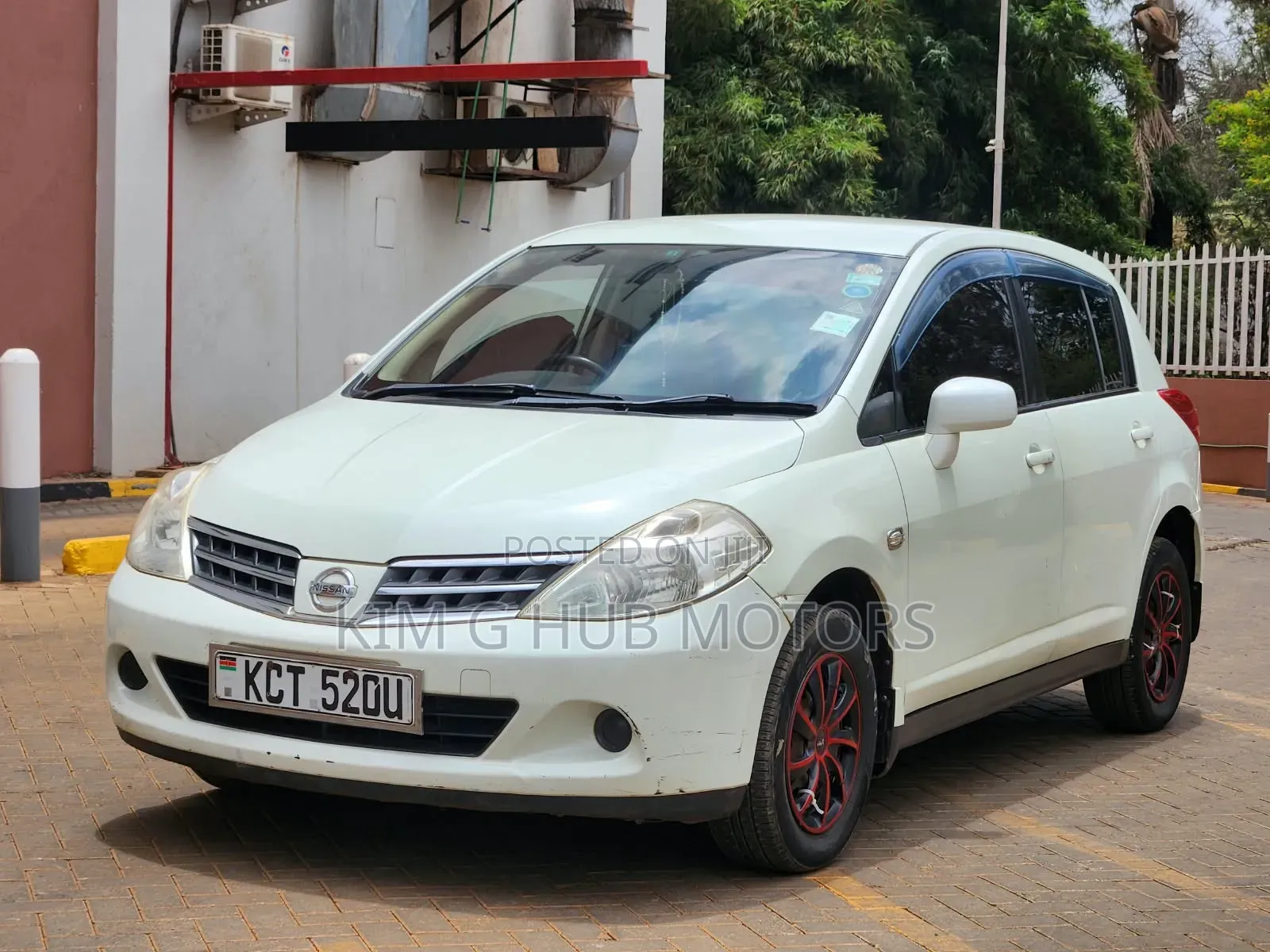 Nissan Tiida 1.5L 16V 2011 Pearl