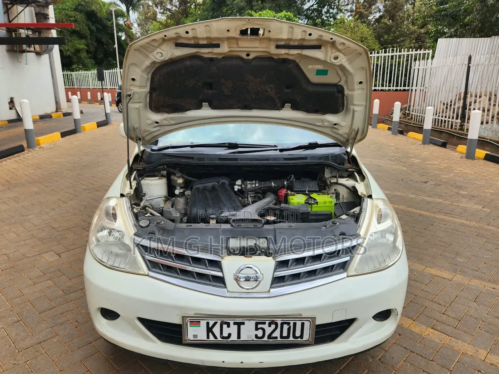Nissan Tiida 1.5L 16V 2011 Pearl