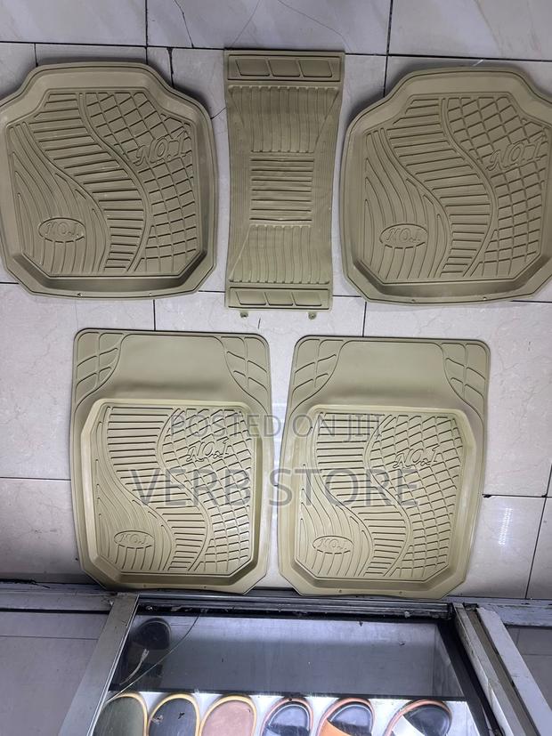 Universal Beige 5 Seater Floor Mat - main view