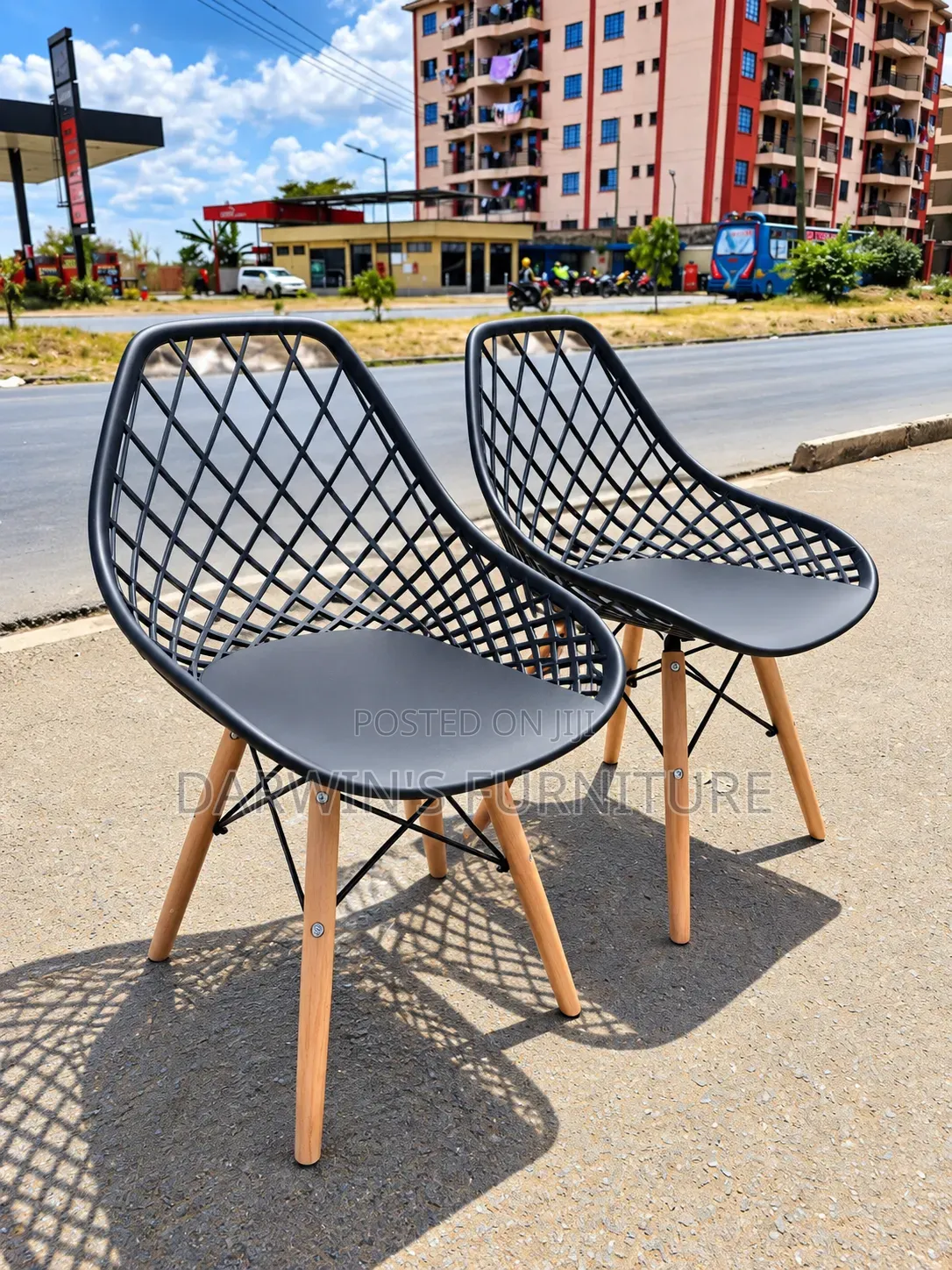 Black Eames Chair