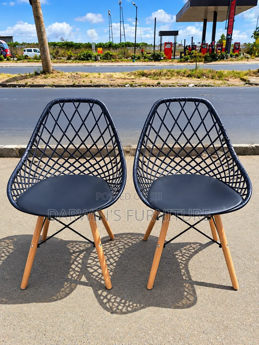 Black Eames Chair
