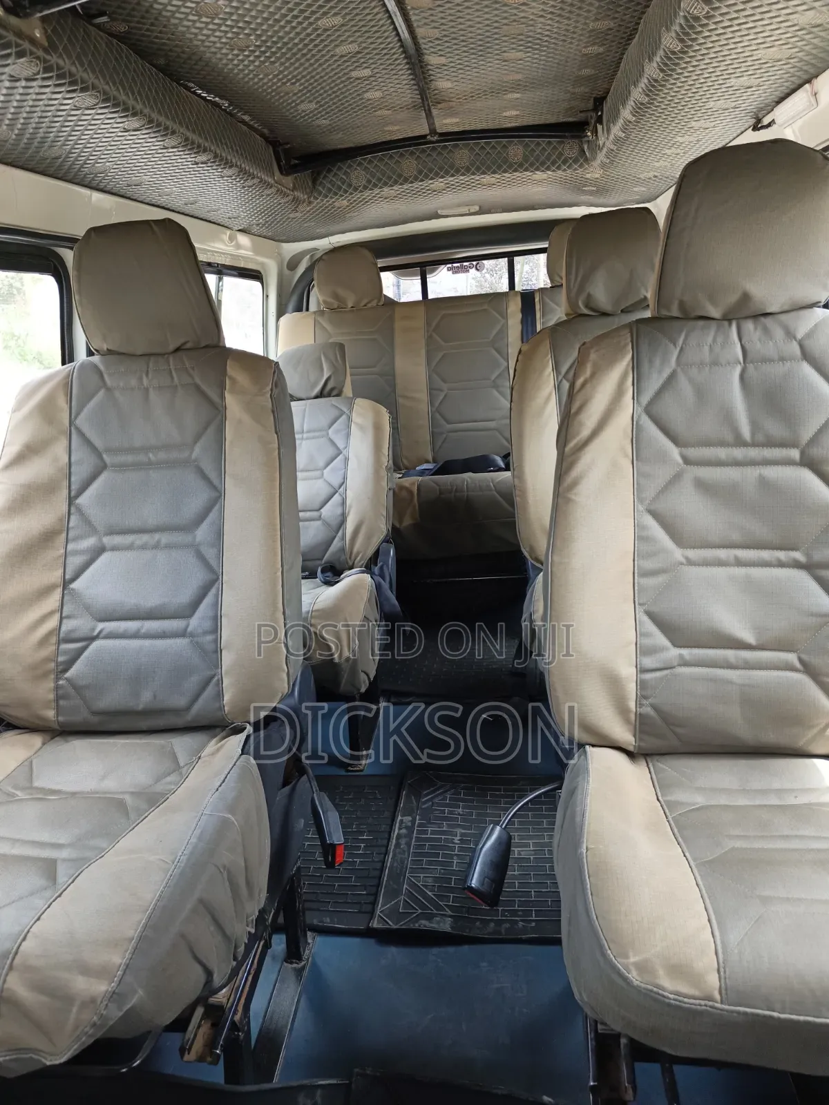 Toyota HiAce 2016 White