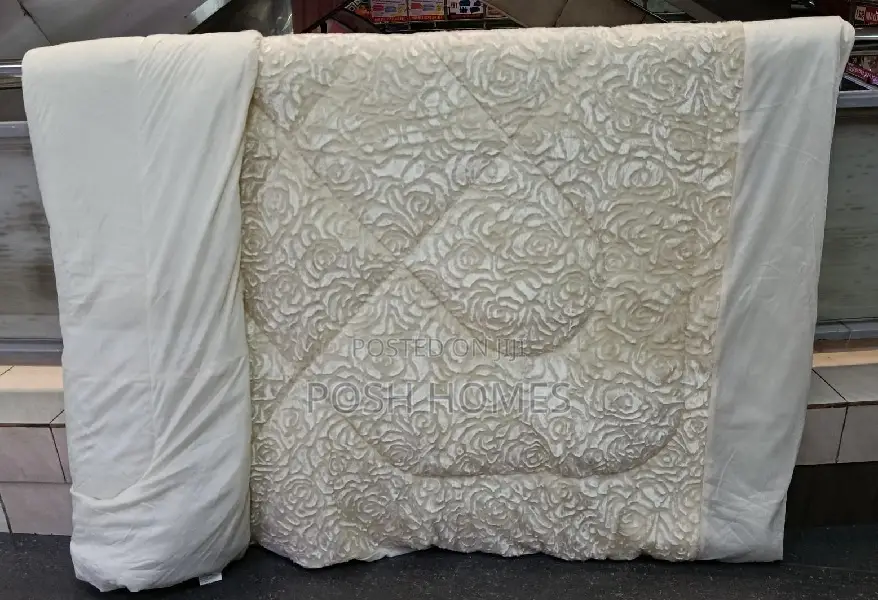 Cozy Eco-Friendly Wool Comforters