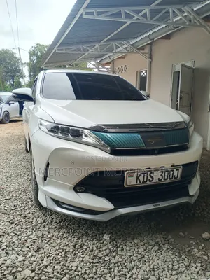 Toyota Harrier 2.0 2019 White