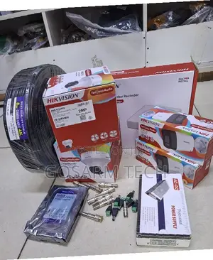 Full Color Two-Way Audio Hikvision Indoor/Outdoor 4Set CCTV Camera