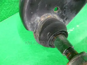 Toyota Passo Sette Control Arm.
