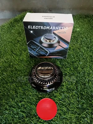 UFO Electromagnetic Solar Car Perfume Diffuser– Rotating Air Freshener