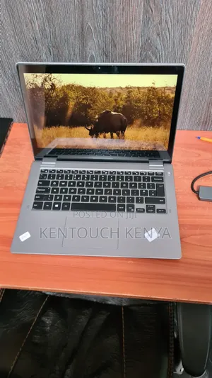 Laptop Dell Latitude 3310 2-in-1 8GB Intel Core i5 SSD 256GB