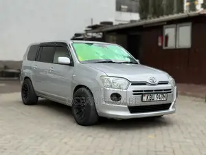 Toyota Succeed 2018 Silver