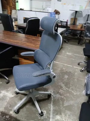 Executive Office Chair. White