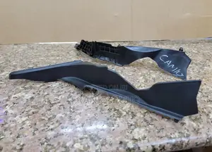 Windscreen Finisher – Toyota Camry