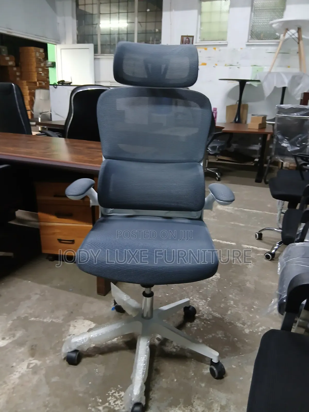 White Adjustable Office Chair