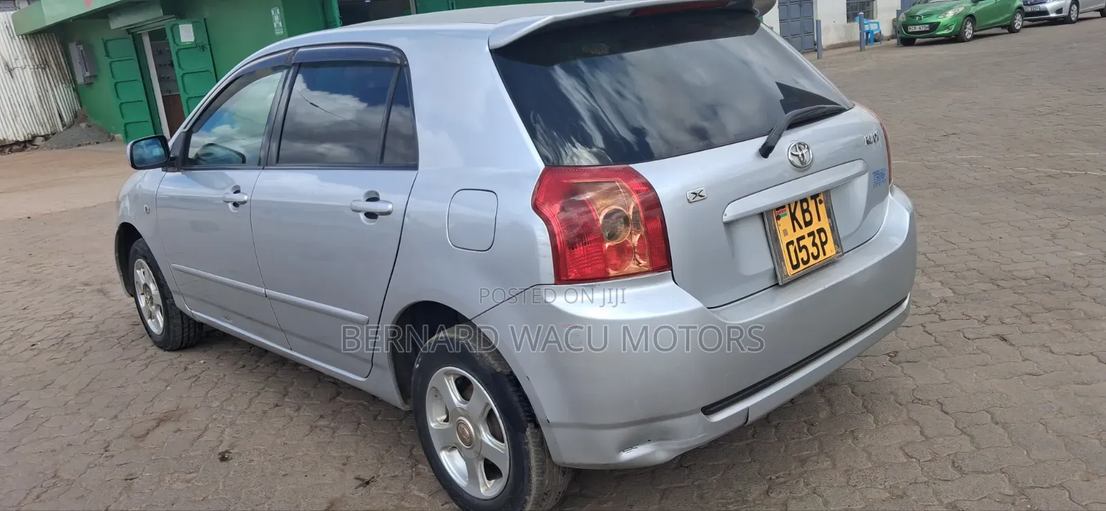Toyota Corolla RunX 2005 Silver