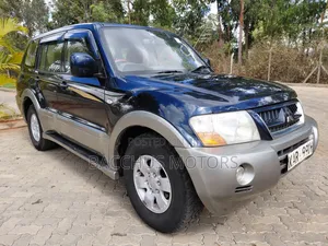 Mitsubishi Pajero 2003 Blue