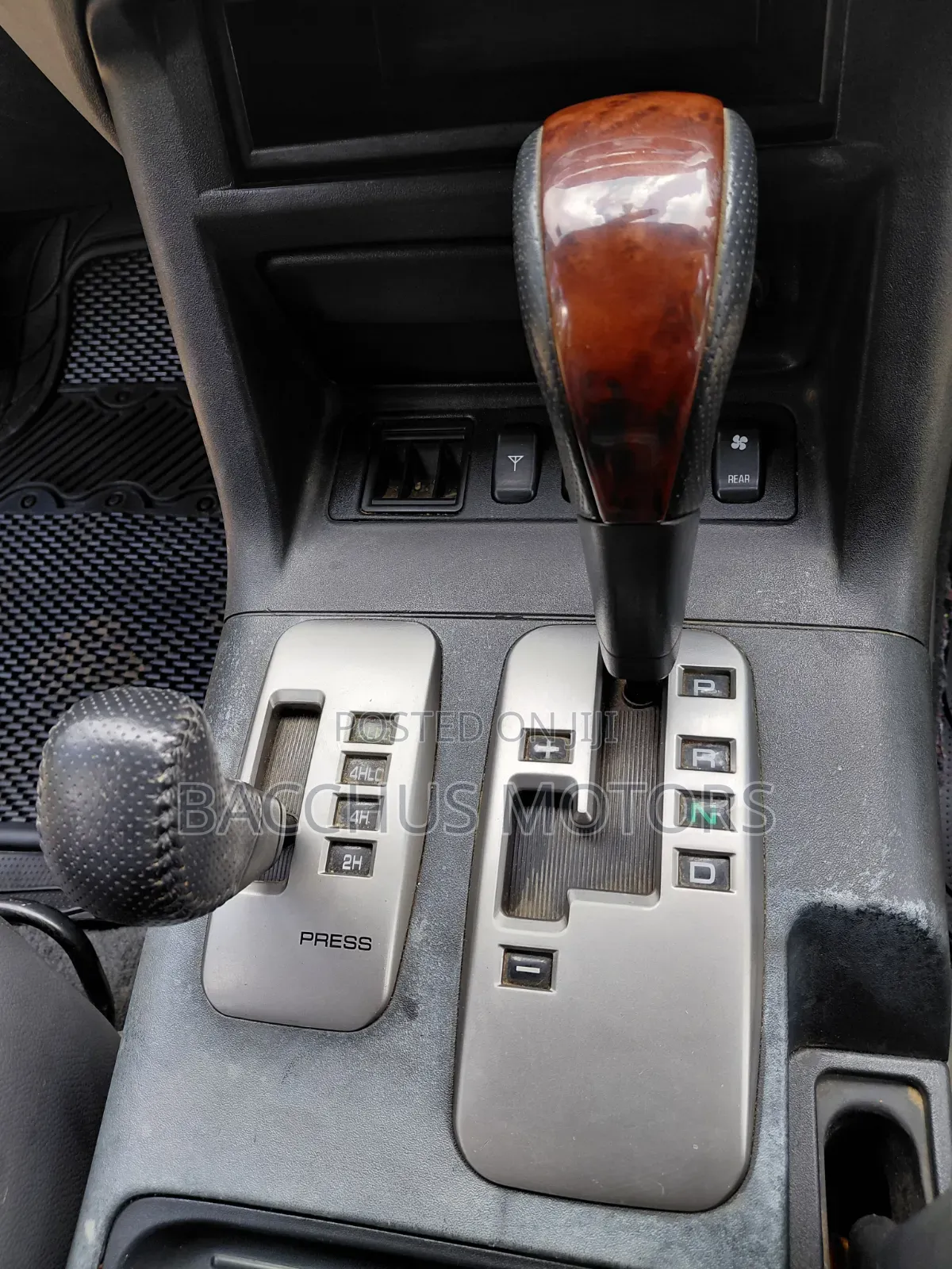 Mitsubishi Pajero 2003 Blue