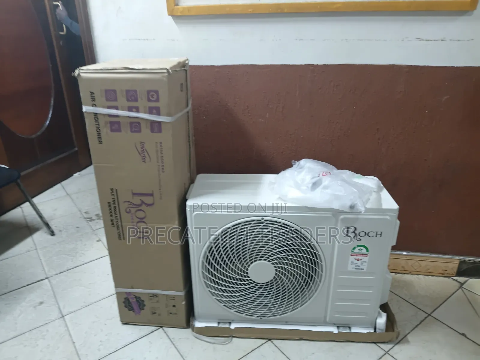 Roch Air Conditioner With Auto Restart & Dust Filter