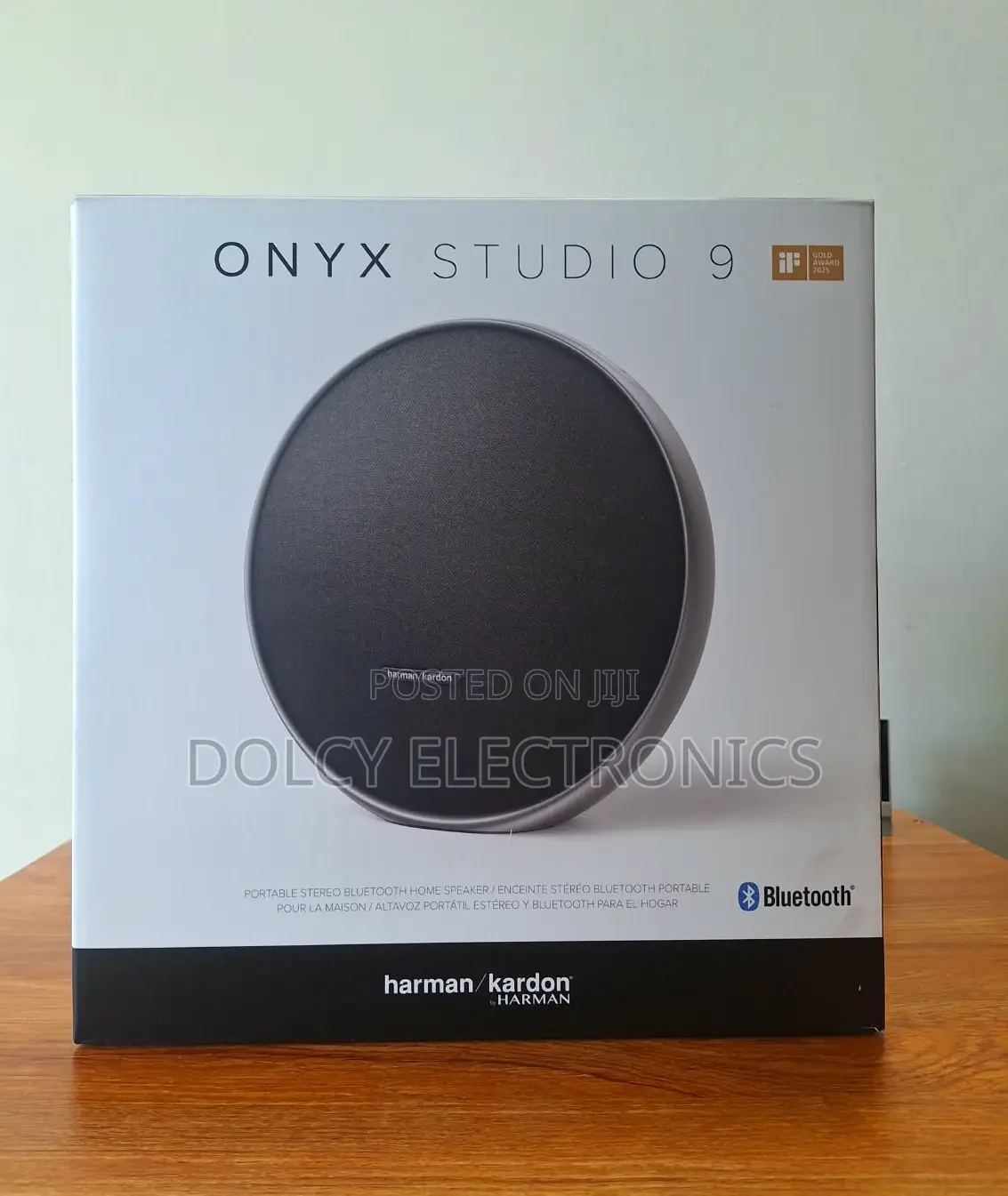 Onyx Studio 9