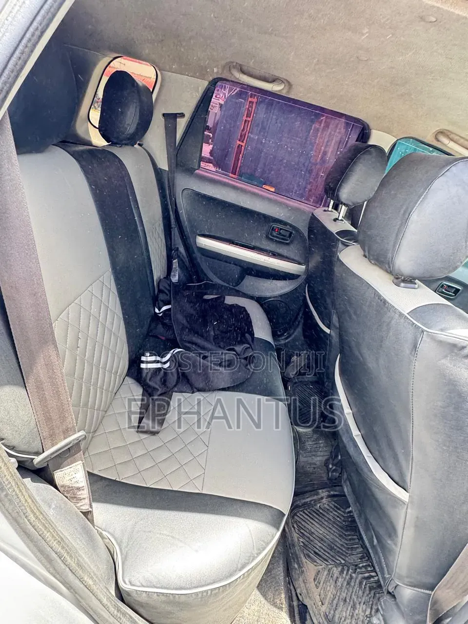 Toyota IST 2004 Silver