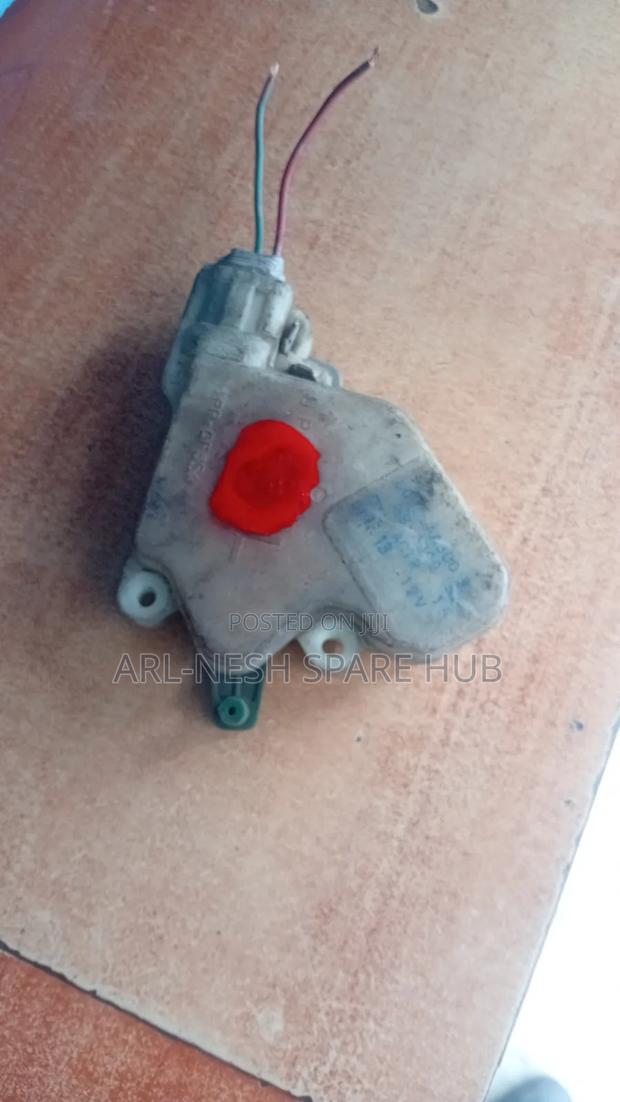 Subaru Impreza Gg2 Boot Lock Actiator - main view