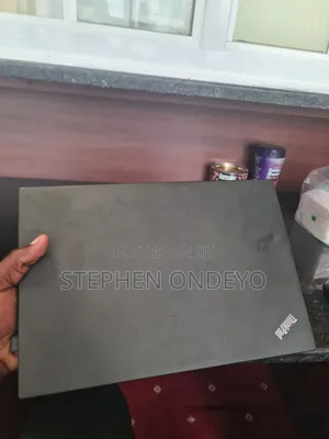 Laptop Lenovo ThinkPad X260 4GB Intel Core i5 SSD 256GB