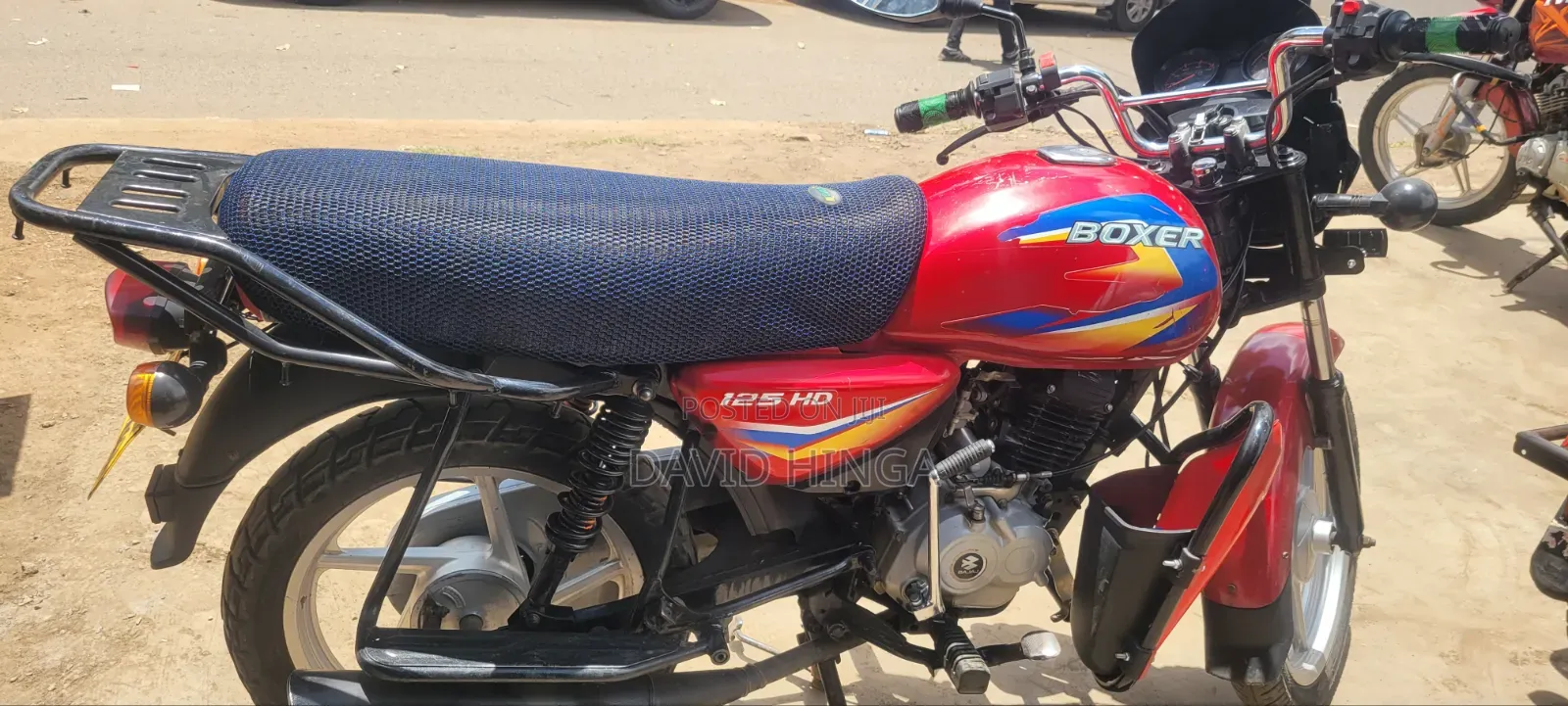 Bajaj Boxer 125 2025 Red