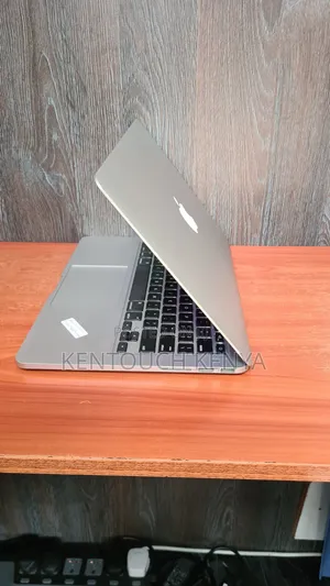 Laptop Apple MacBook Pro 2015 16GB Intel Core i7 SSD 512GB