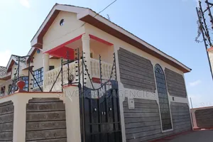 4bdrm Townhouse / Terrace in Mashinani, Kamakis for rent
