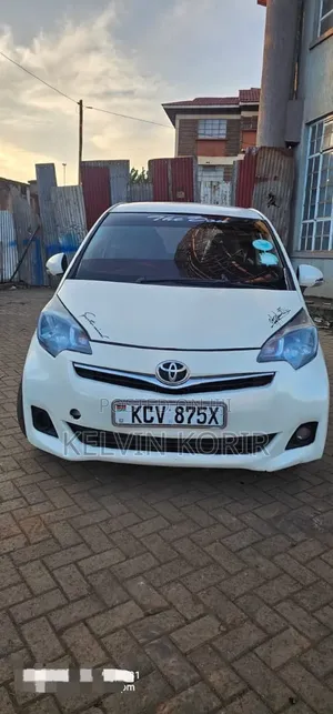 Toyota Ractis 1.5 AWD 2012 White