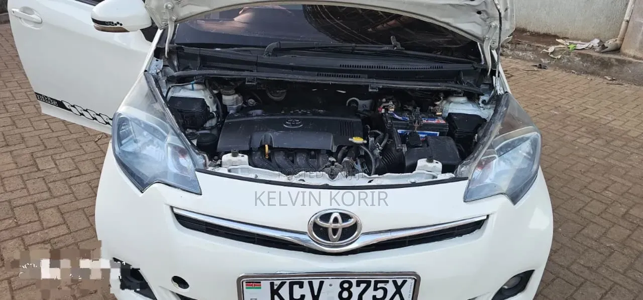 Toyota Ractis 1.5 AWD 2012 White