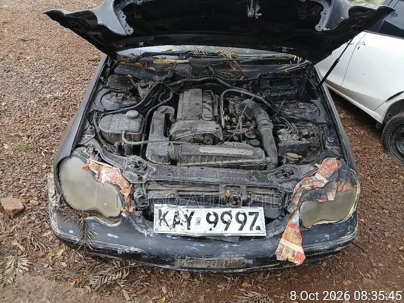 Mercedes-Benz C200 2000 Blue