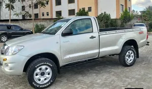 Toyota Hilux 2.5 Cab 2005 Beige