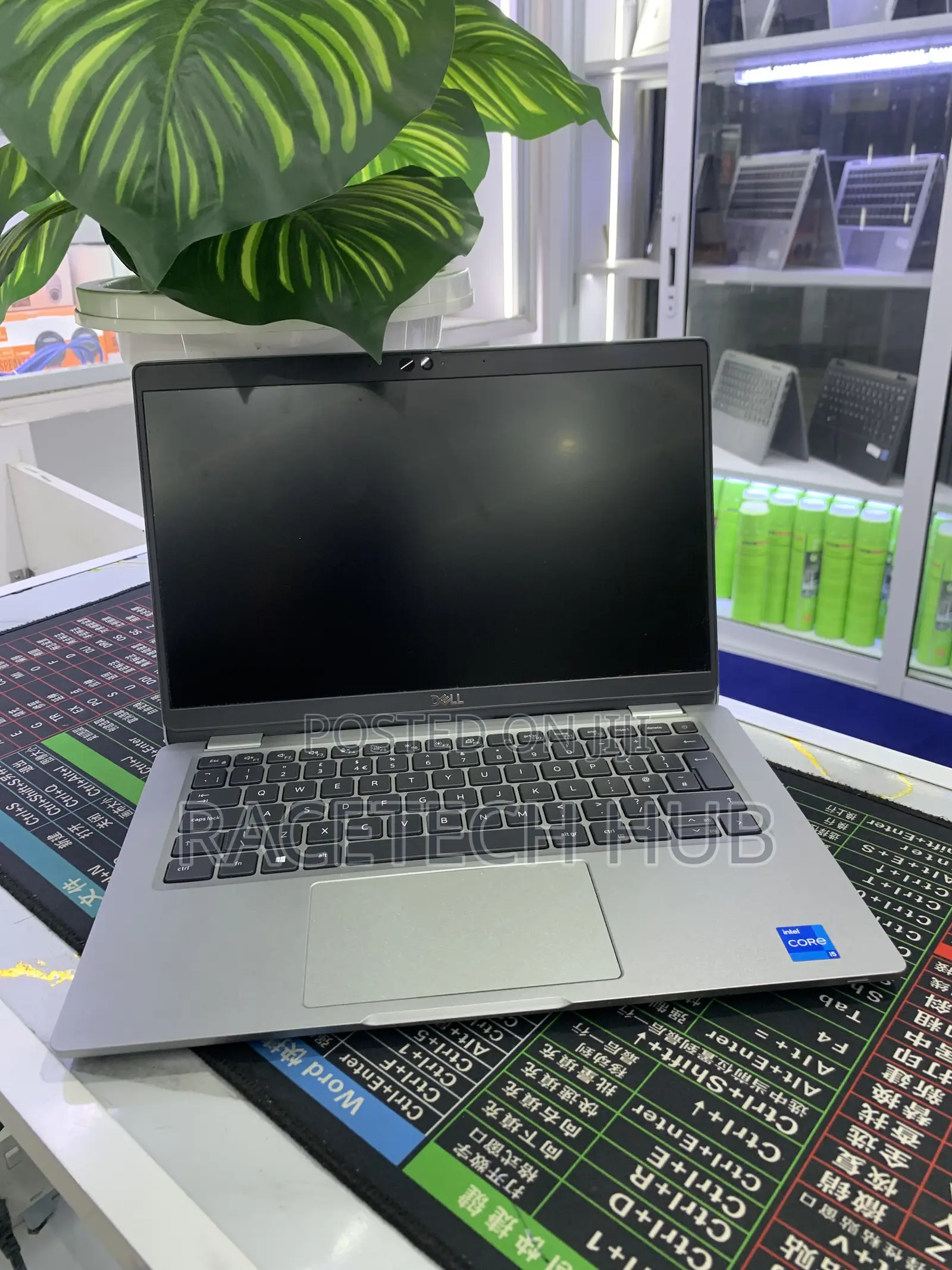 Laptop Dell Latitude 5320 16GB Intel Core i5 SSD 256GB