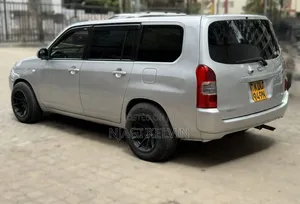 Toyota Succeed 2018 Silver
