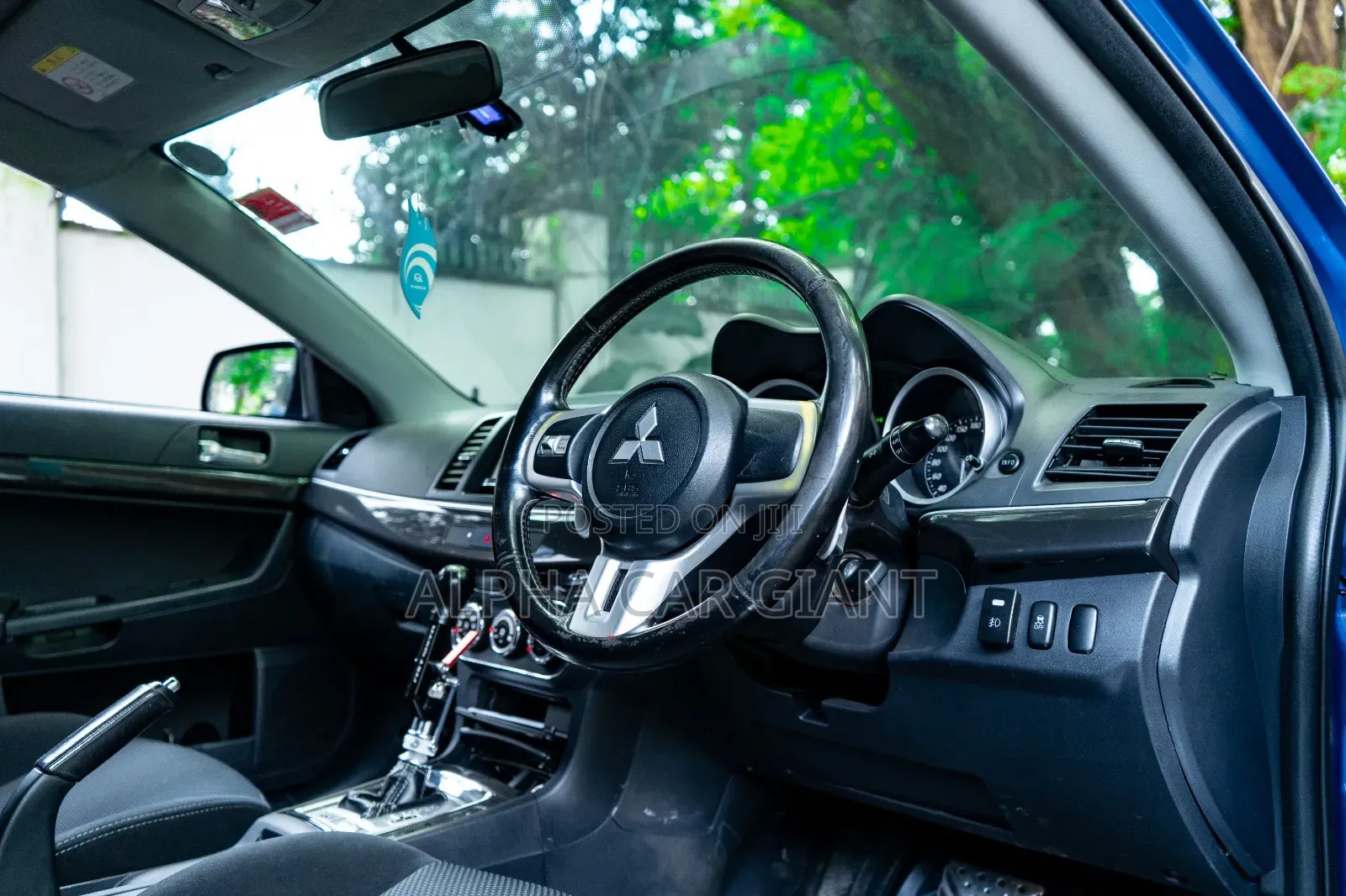 Mitsubishi Lancer Evo 2012 Blue