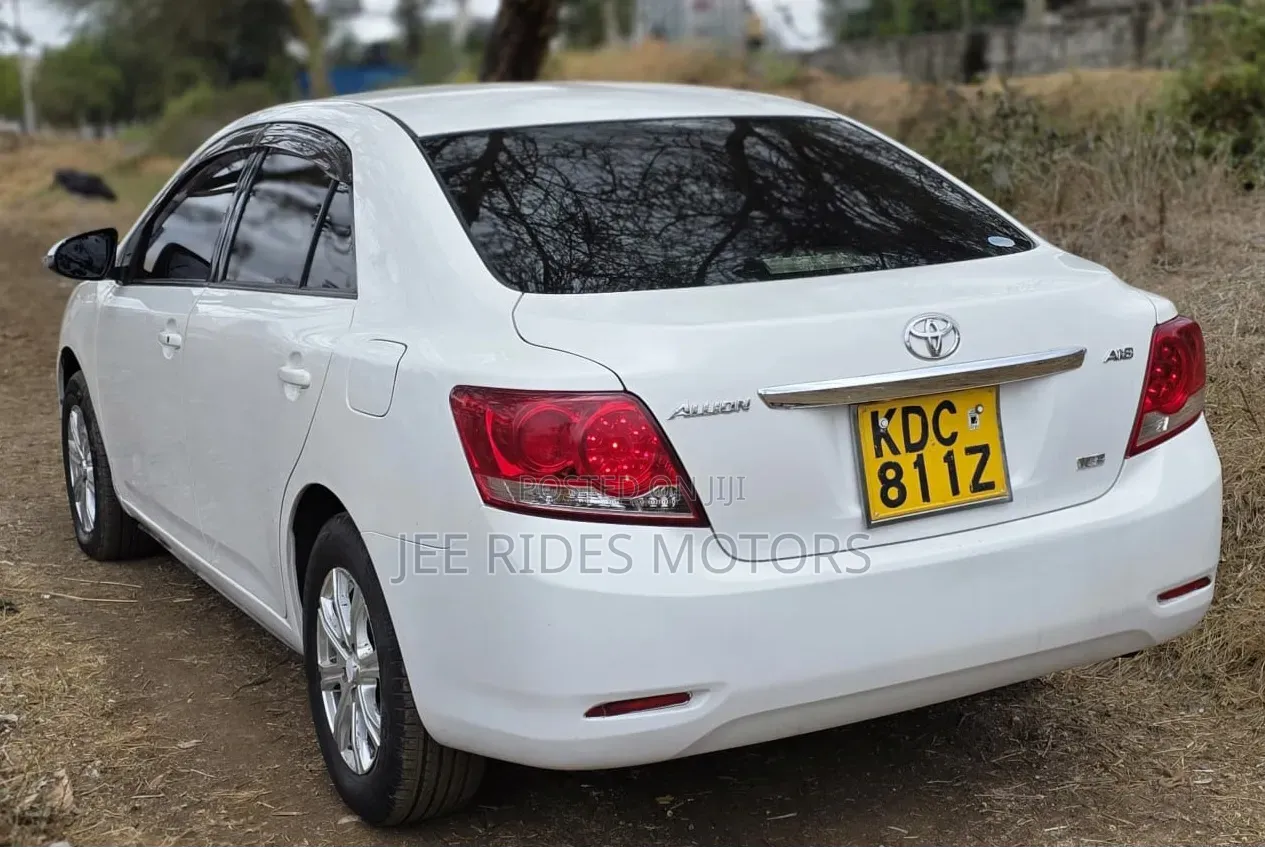 Toyota Allion 2013 Off white