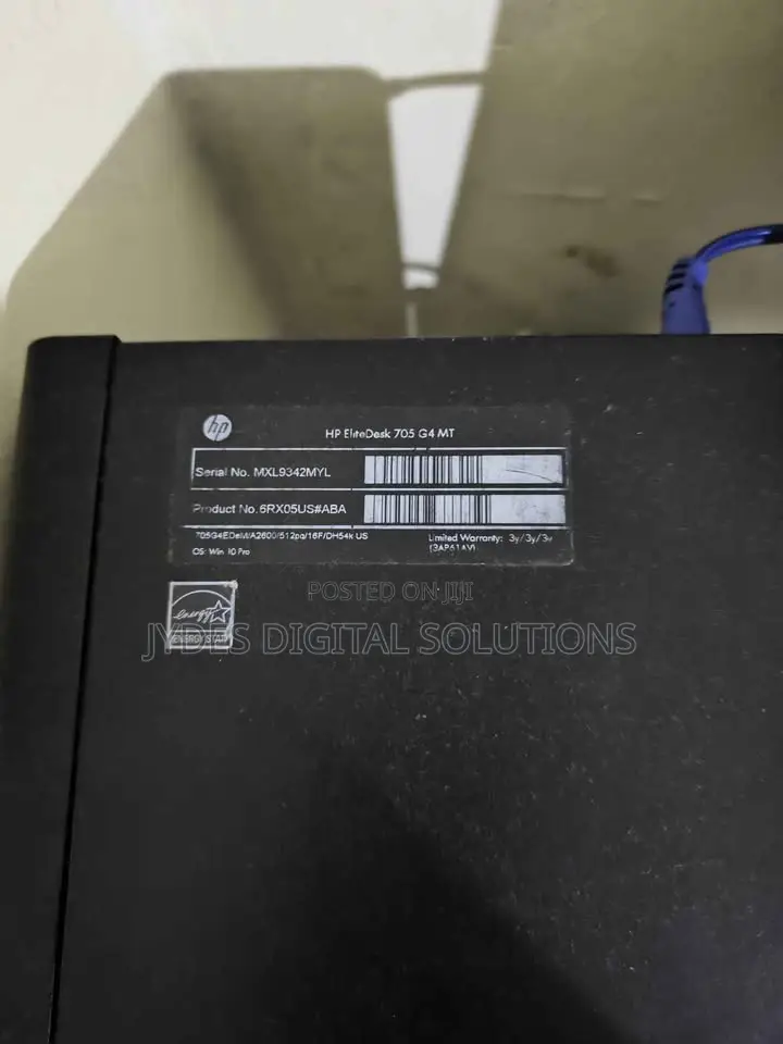 Desktop Computer HP 8GB AMD Ryzen 5 HDD 500GB