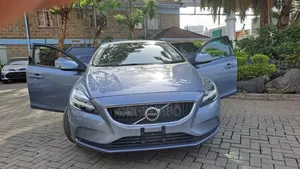 Volvo V40 2018 Blue