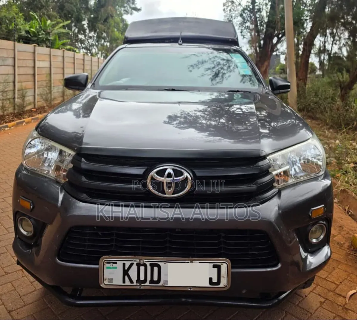 Toyota Hilux 2021 Black