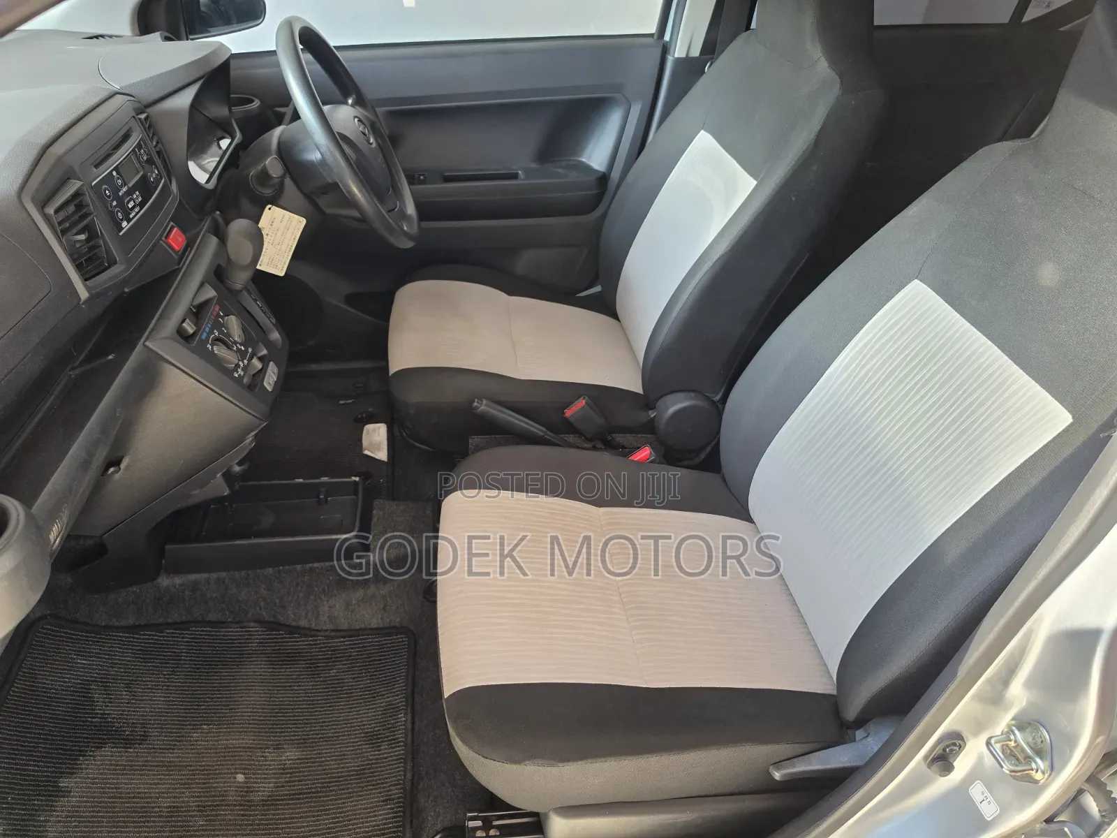 Daihatsu Mira 2019 Silver
