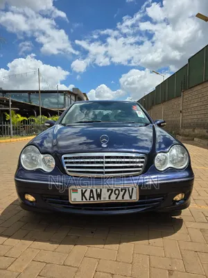 Mercedes-Benz C200 2006 Blue