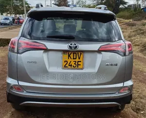 Toyota RAV4 2017 Gray