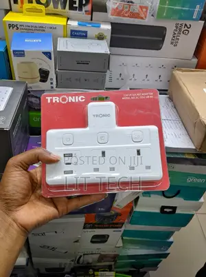 Tronic 13A 3-Gang UK Socket Adaptor With USB & Type-C Ports
