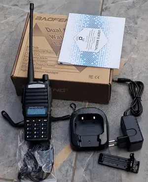Security Handheld Transceiver UV-82 Dual-Band Walkie-Talkie