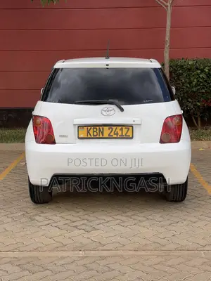 Toyota IST 2006 White