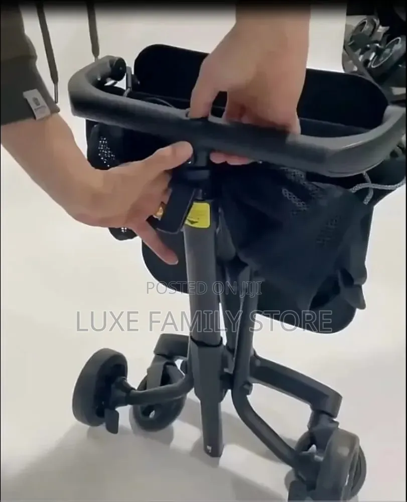 T28 Lightweight Travel Stroller