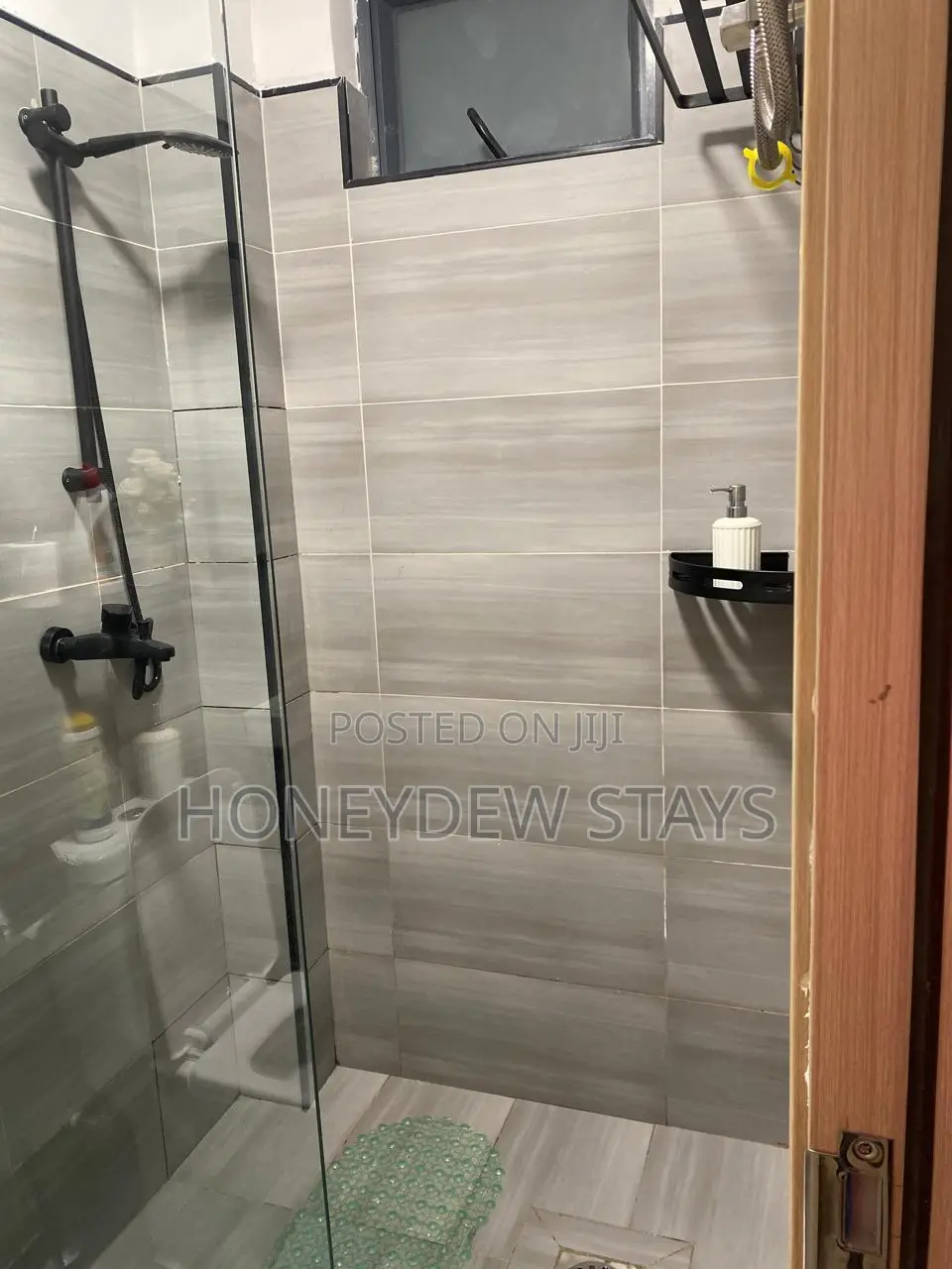 Studio Convenient for Airport Stopover | Comfortable & Private